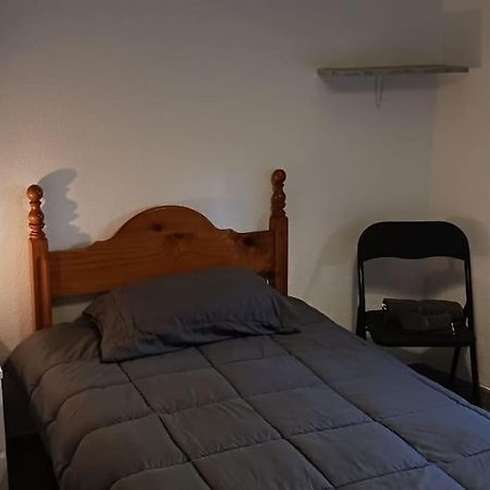 Apartamento Turistico Zaragoza Bagian luar foto